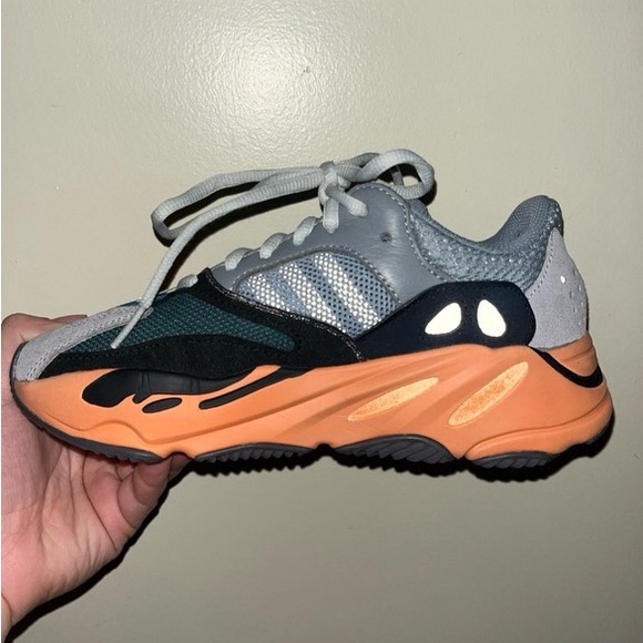 Adidas Yeezy Boost 700 'Wash Orange' - Picture 6 of 7